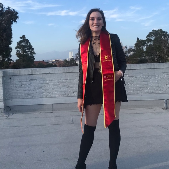 Meet your Posher, Kiki - Picture 2 of 6